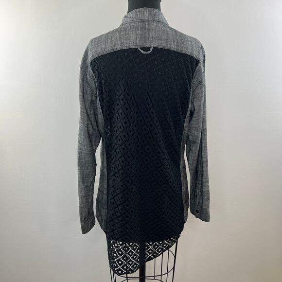 FREE PEOPLE Gray Cotton Long Sleeve Button Down Laser Cut Back Blouse Size L - Picture 6 of 9